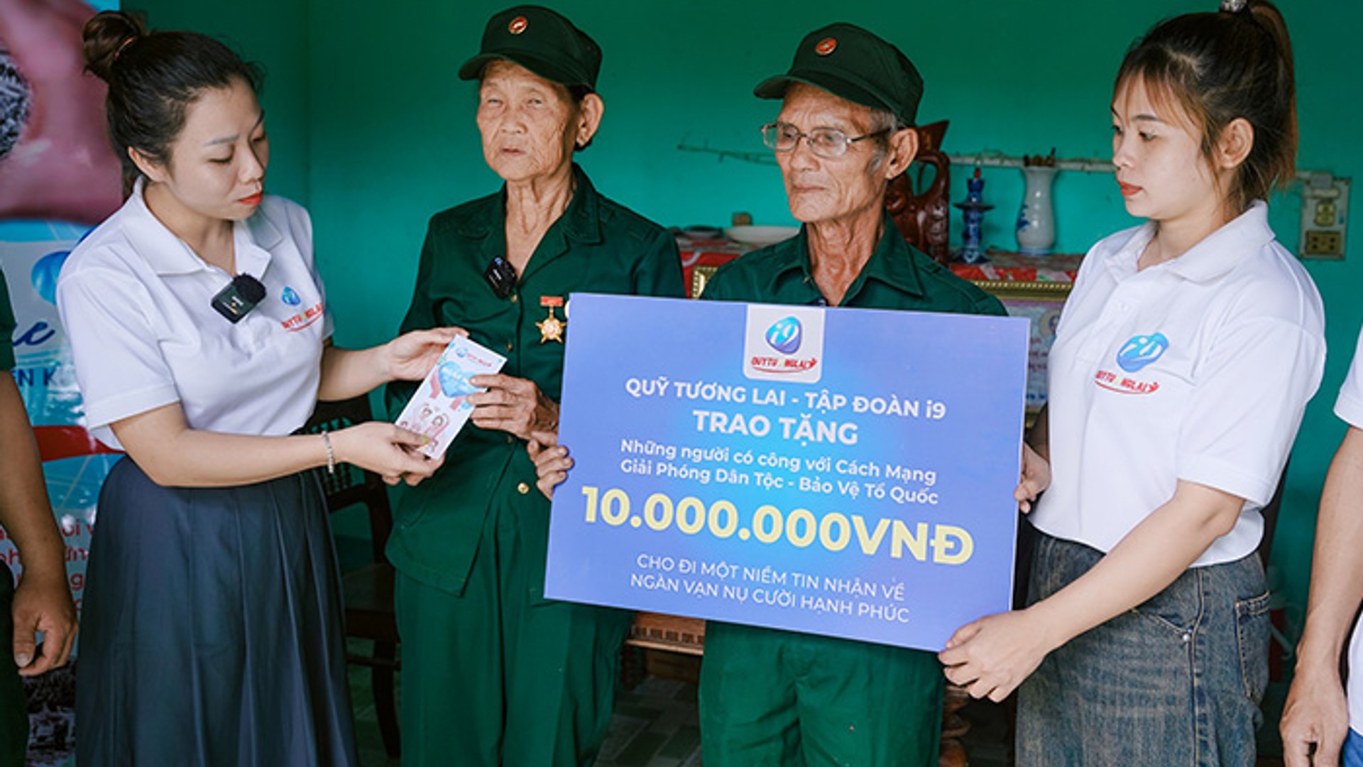 Đội ngũ hỗ trợ khách hàng chuyên nghiệp của Kuwin Nổ Hũ