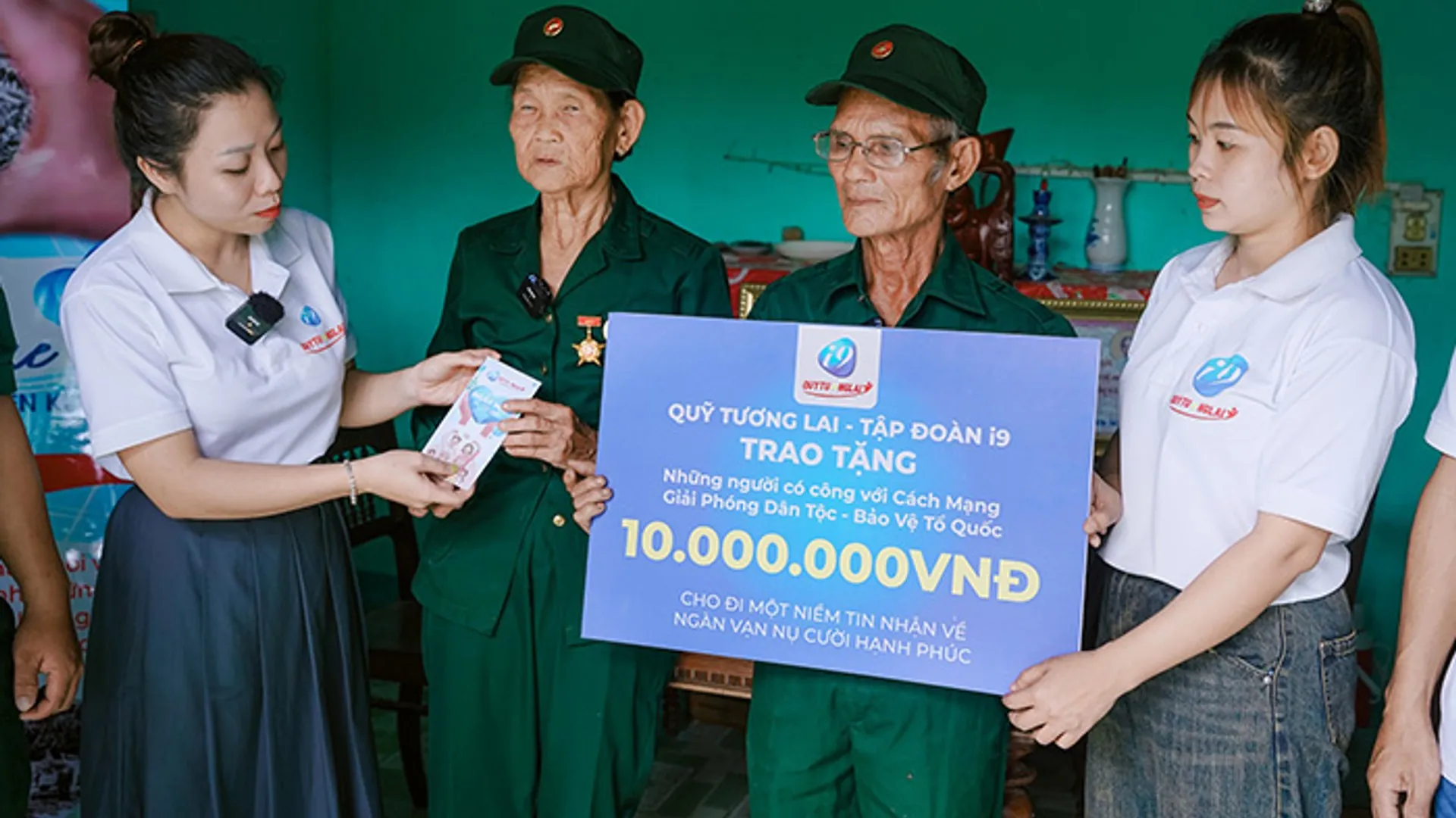 Đội ngũ hỗ trợ khách hàng chuyên nghiệp của Kuwin Nổ Hũ